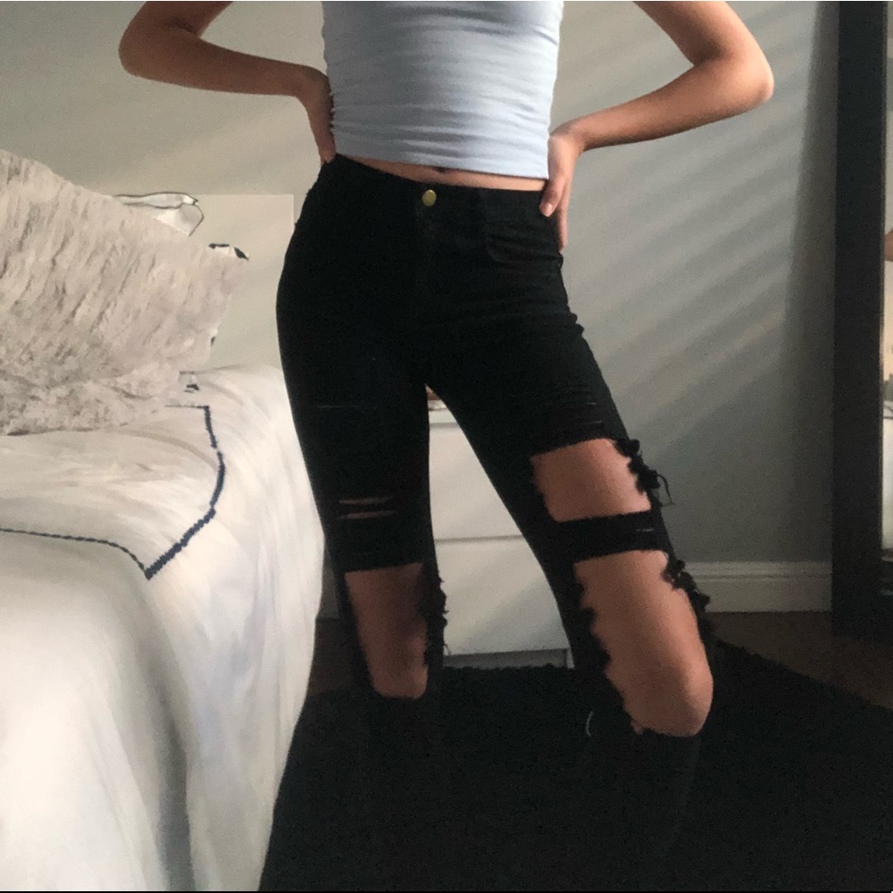 black distressed jeans